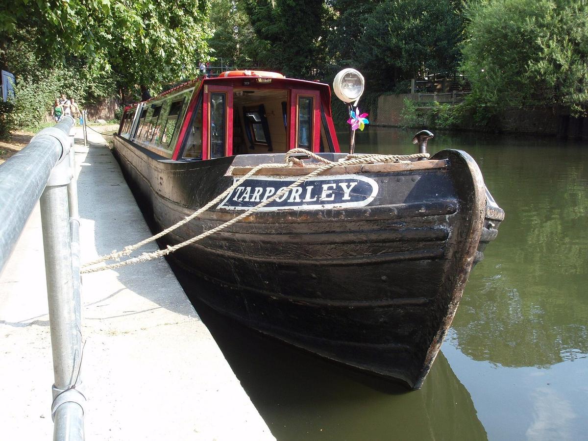 Camden Lock & Regent's Canal in Camden, London