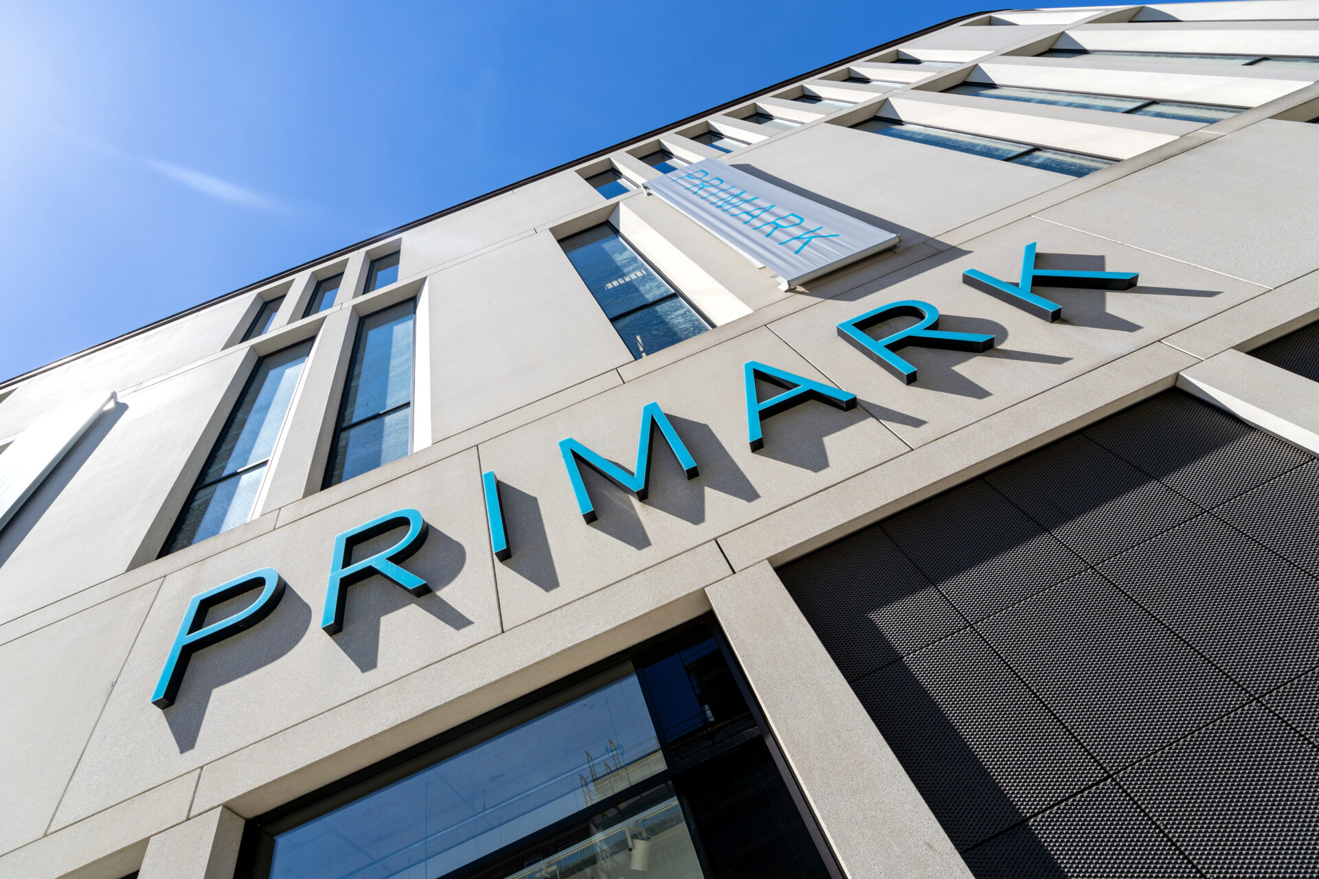 WHERE IS THE BEST PRIMARK STORE IN LONDON?